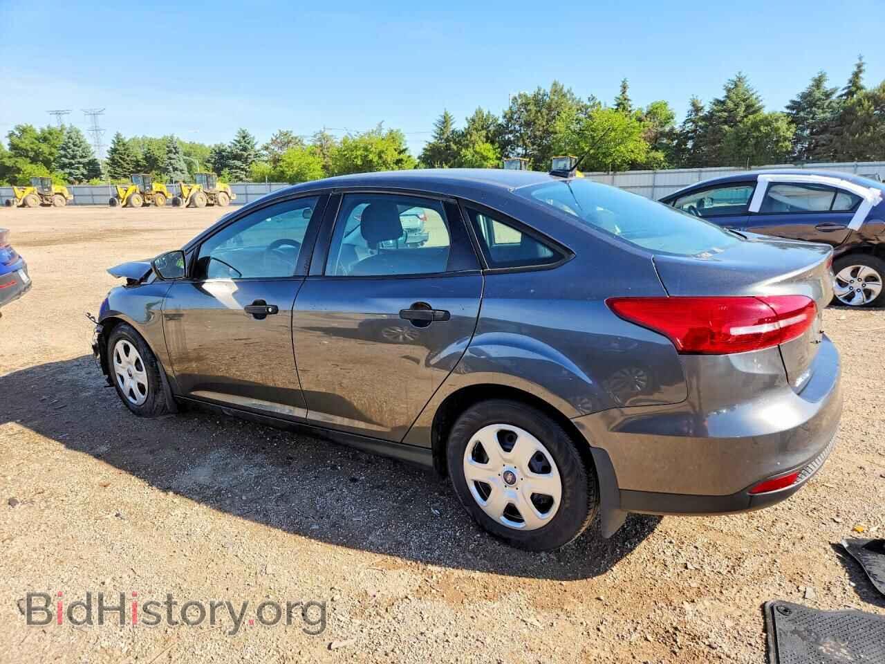 2018 FORD FOCUS - VIN: 1FADP3E26JL309549 - Photo 2
