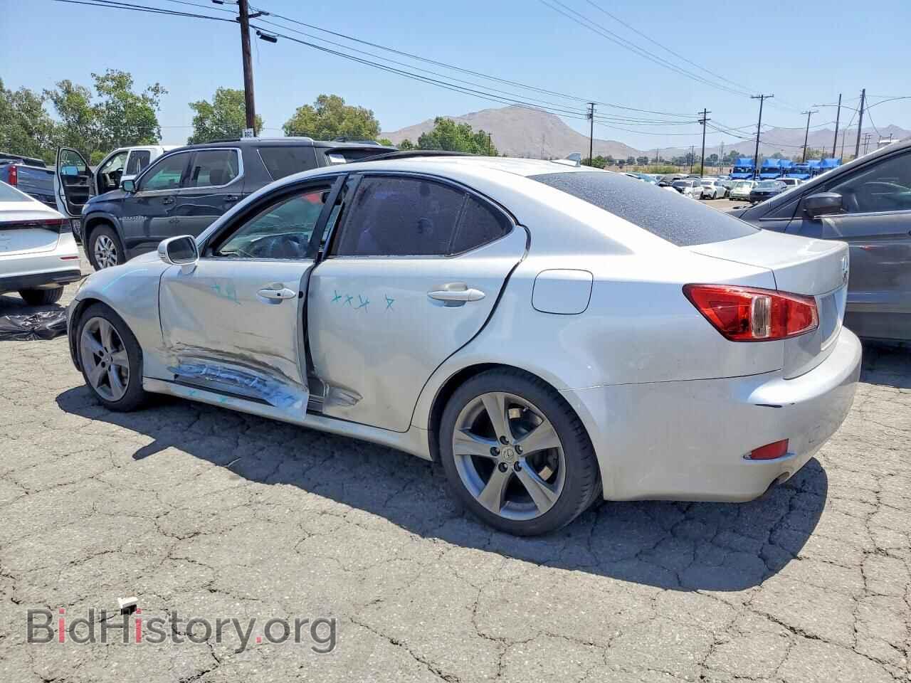 2012 LEXUS IS - VIN: JTHBE5C29C5030978 - Photo 2