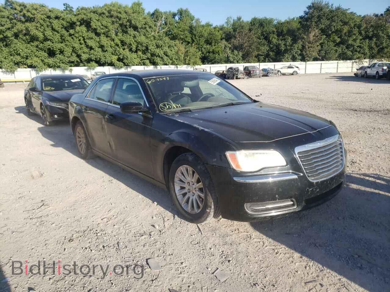 Фотография 2C3CCAAG3DH657547 - CHRYSLER 300 2013