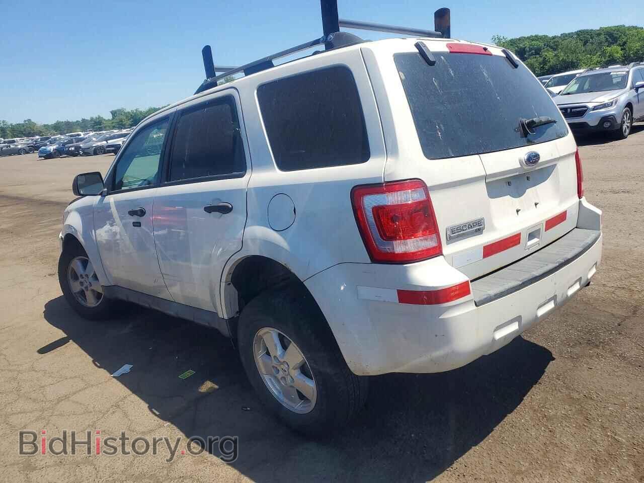 2010 FORD ESCAPE - VIN: 1FMCU0D73AKC64551 - Фото 2
