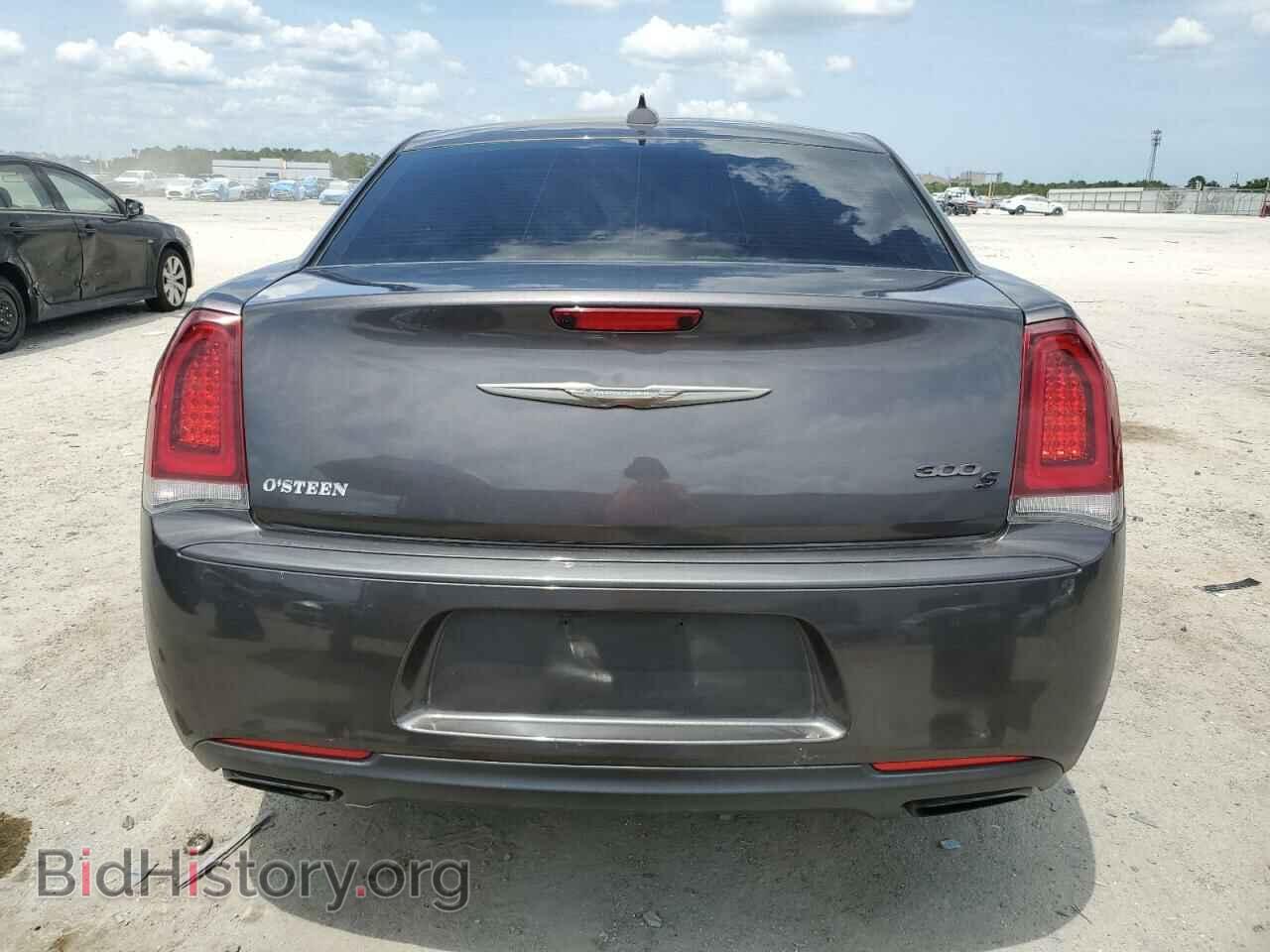 2017 CHRYSLER 300 - VIN: 2C3CCABG8HH635452 - Фото 6