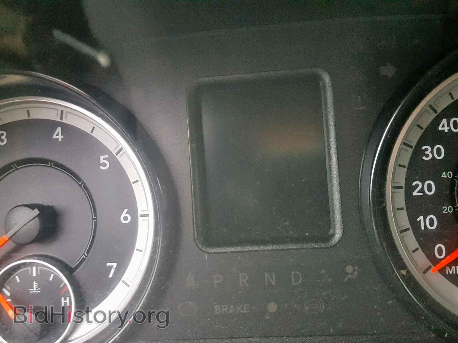 2016 RAM 1500 ST - VIN: 1C6RR6FG4GS414893 - Photo 8