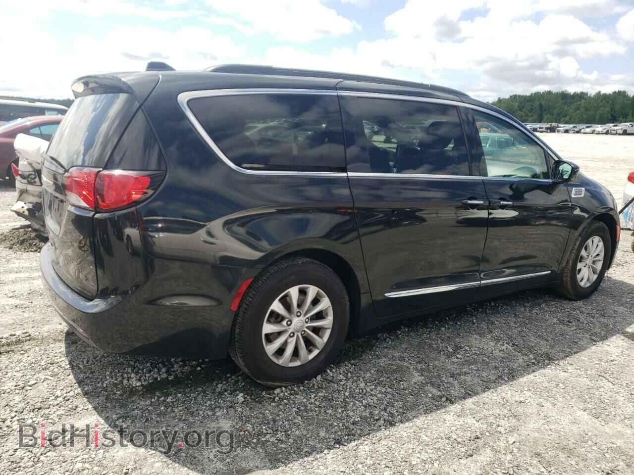 2017 CHRYSLER PACIFICA - VIN: 2C4RC1BGXHR524353 - Photo 3