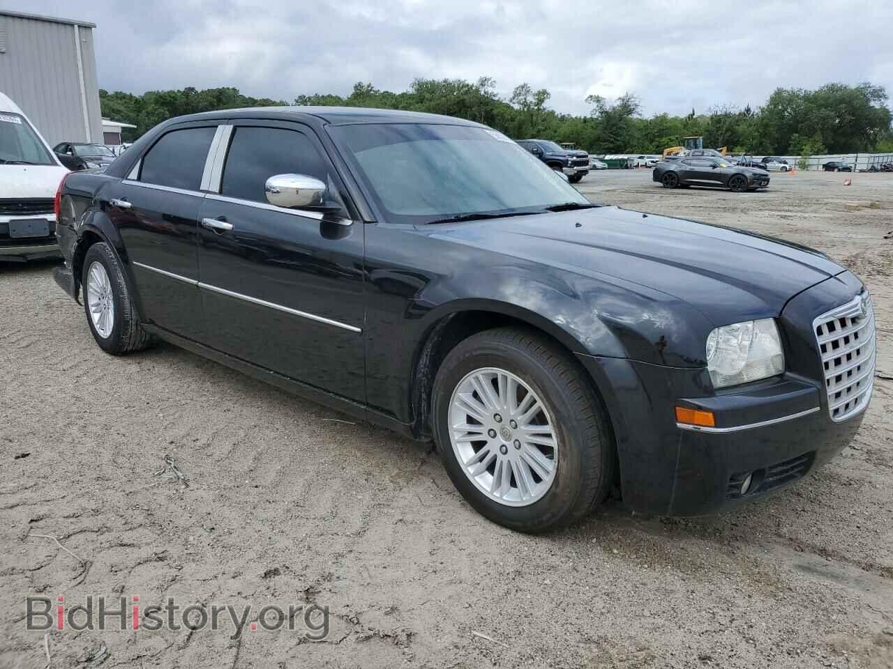 2010 CHRYSLER 300 - VIN: 2C3CA5CV1AH300680 - Фото 4