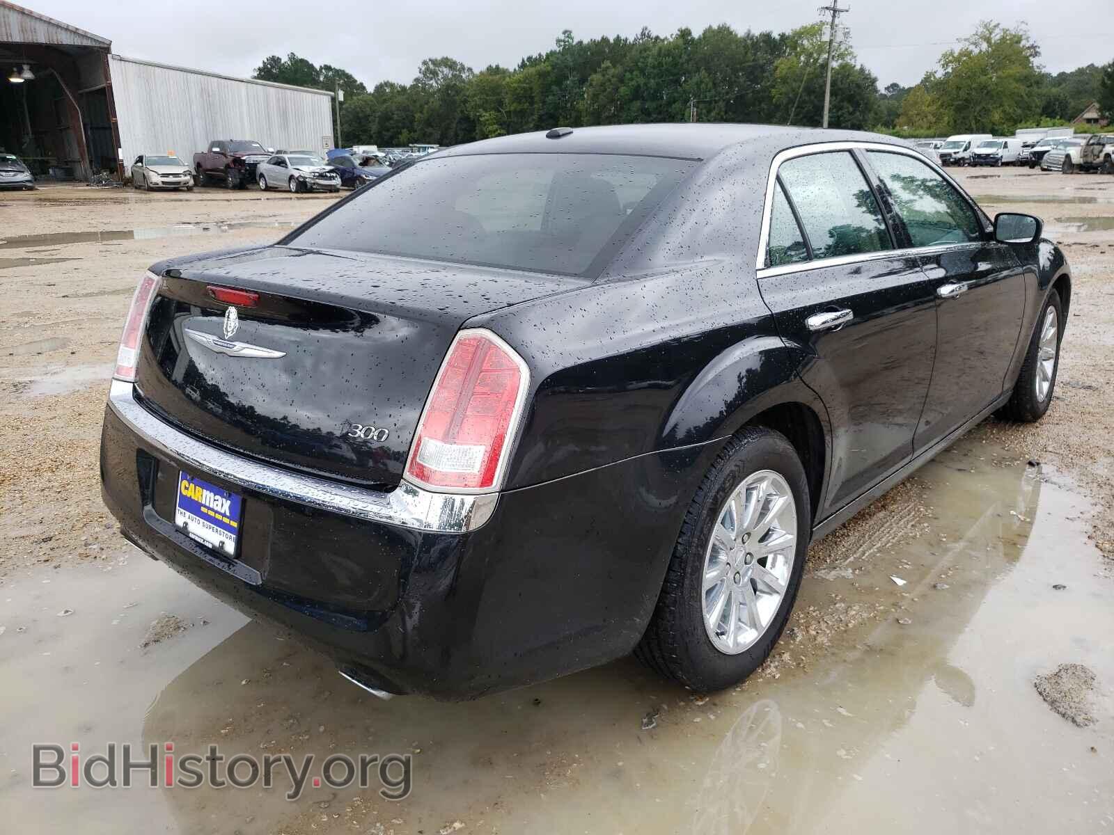 2011 CHRYSLER 300 - VIN: 2C3CA5CGXBH549563 - Фото 4
