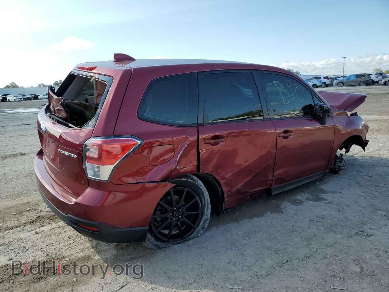 2018 SUBARU FORESTER - VIN: JF2SJAAC8JH419013 - Фото 3