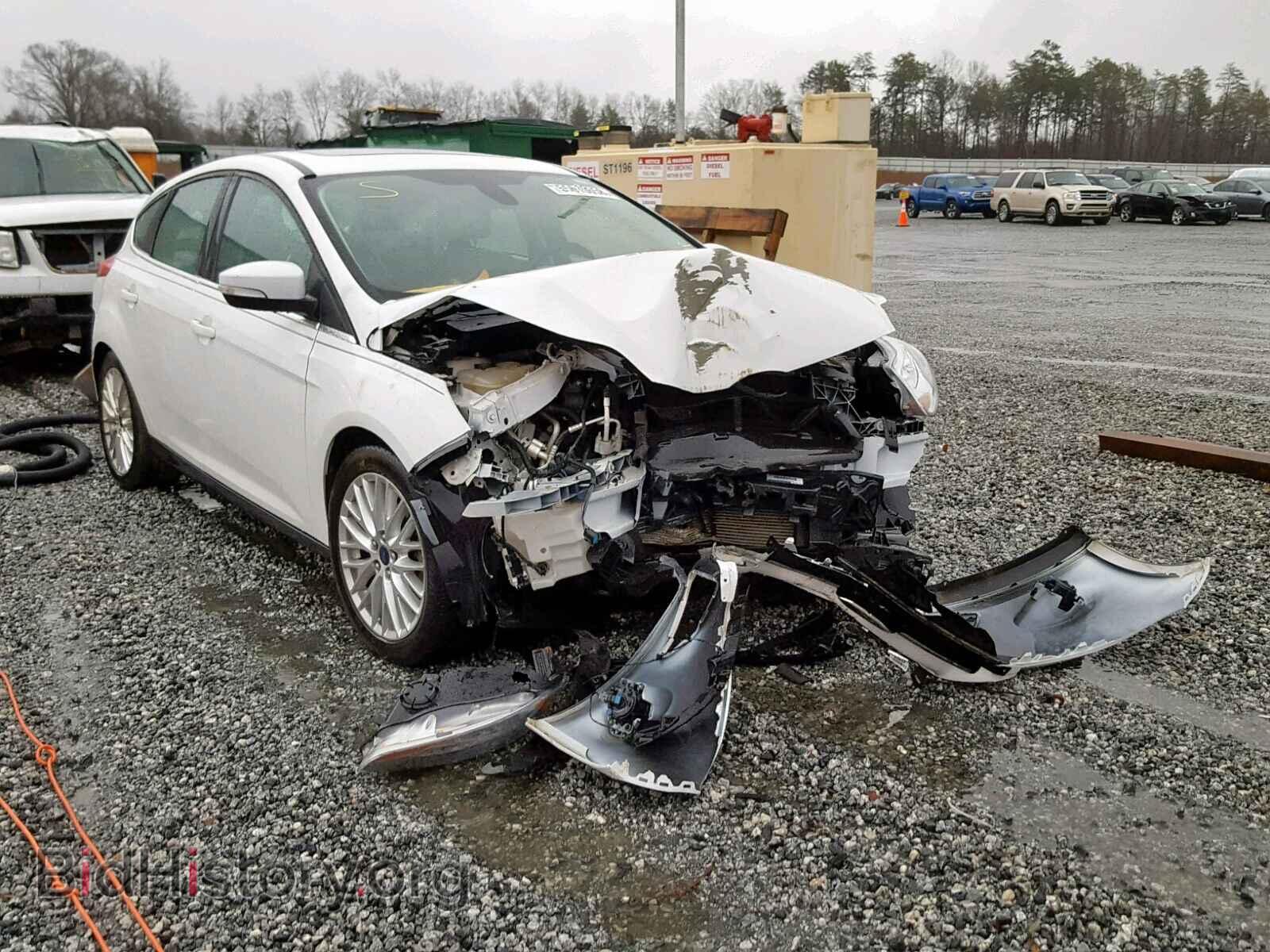 Photo 1FAHP3M23CL331711 - FORD FOCUS 2012