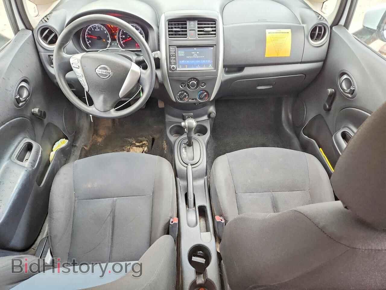 2019 NISSAN VERSA - VIN: 3N1CE2CP3KL355742 - Photo 8