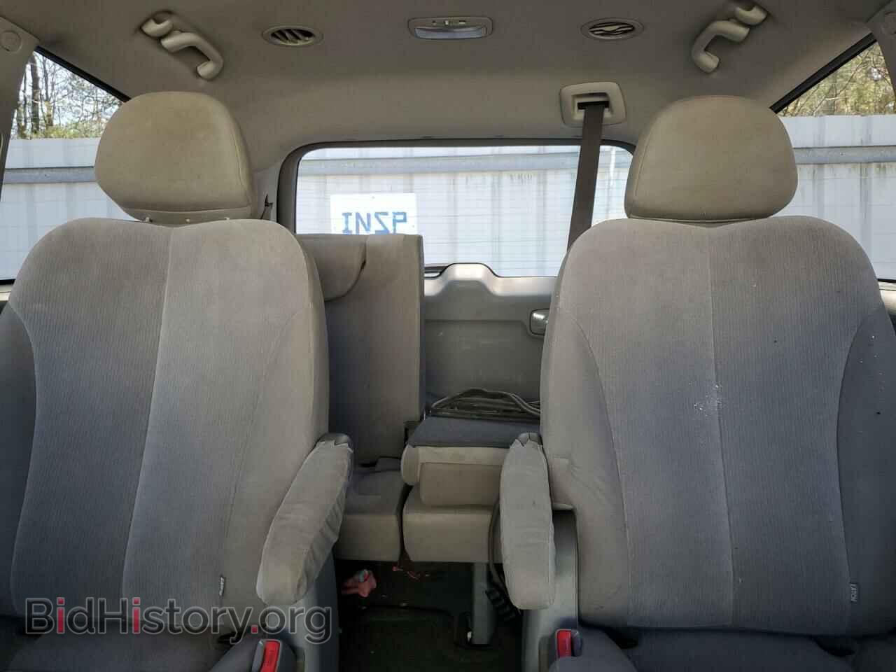 2011 KIA All Models - VIN: KNDMG4C78B6366382 - Photo 10