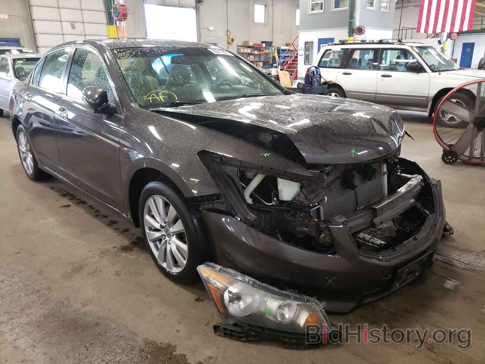 Photo 1HGCP3F86CA009258 - HONDA ACCORD 2012