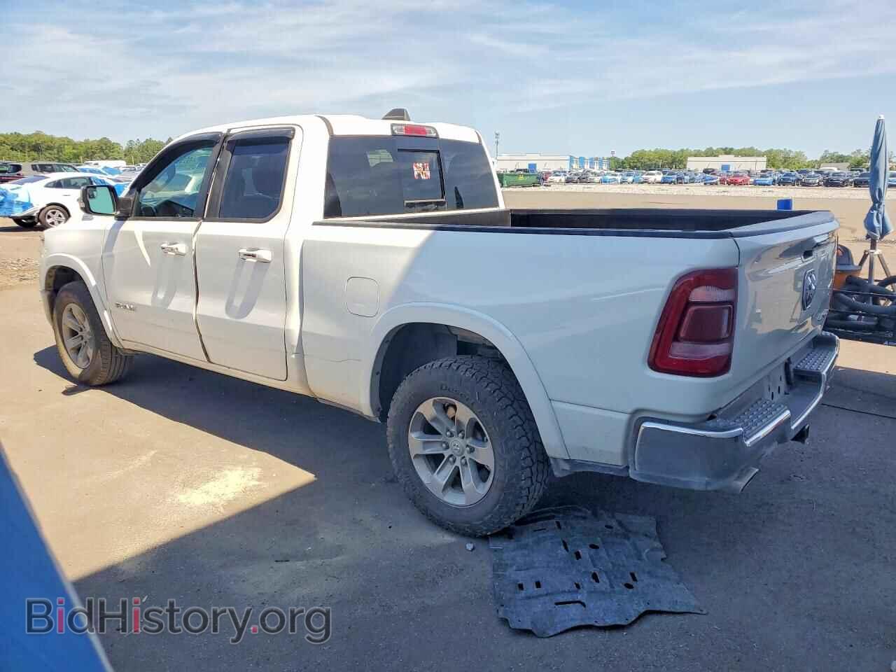 2020 RAM 1500 - VIN: 1C6SRFDT7LN317052 - Фото 2