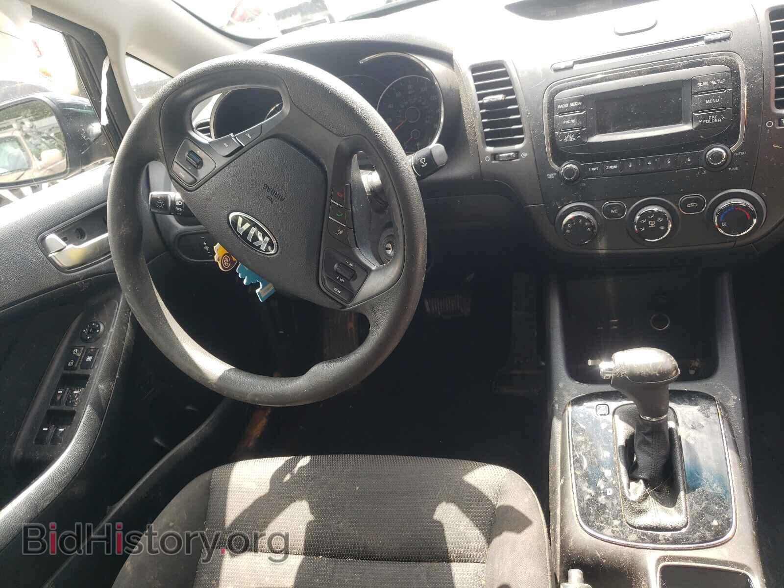 2017 KIA FORTE - VIN: 3KPFK4A73HE075978 - Фото 9