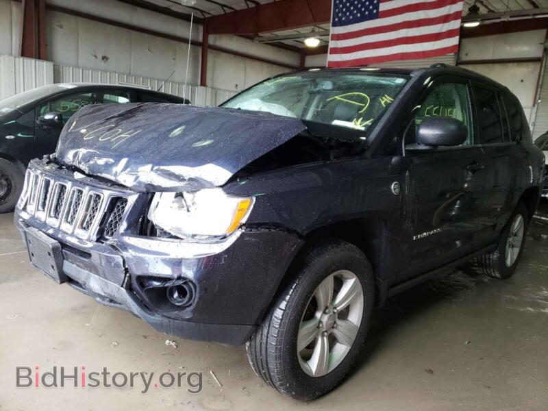 2011 Jeep COMPASS (VIN 1J4NF5FB3BD219292) — photo 2 of 10