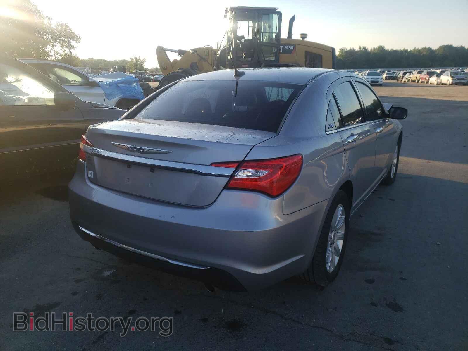 2013 CHRYSLER 200 - VIN: 1C3CCBCG1DN720283 - Фото 4