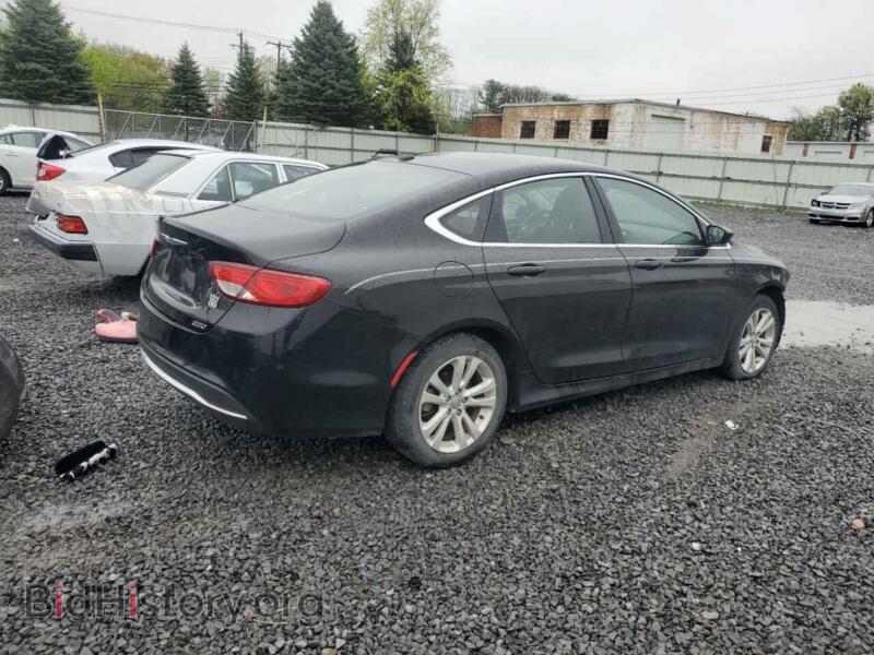 2016 Chrysler 200 (VIN 1C3CCCAB0GN170124) — photo 3 of 13