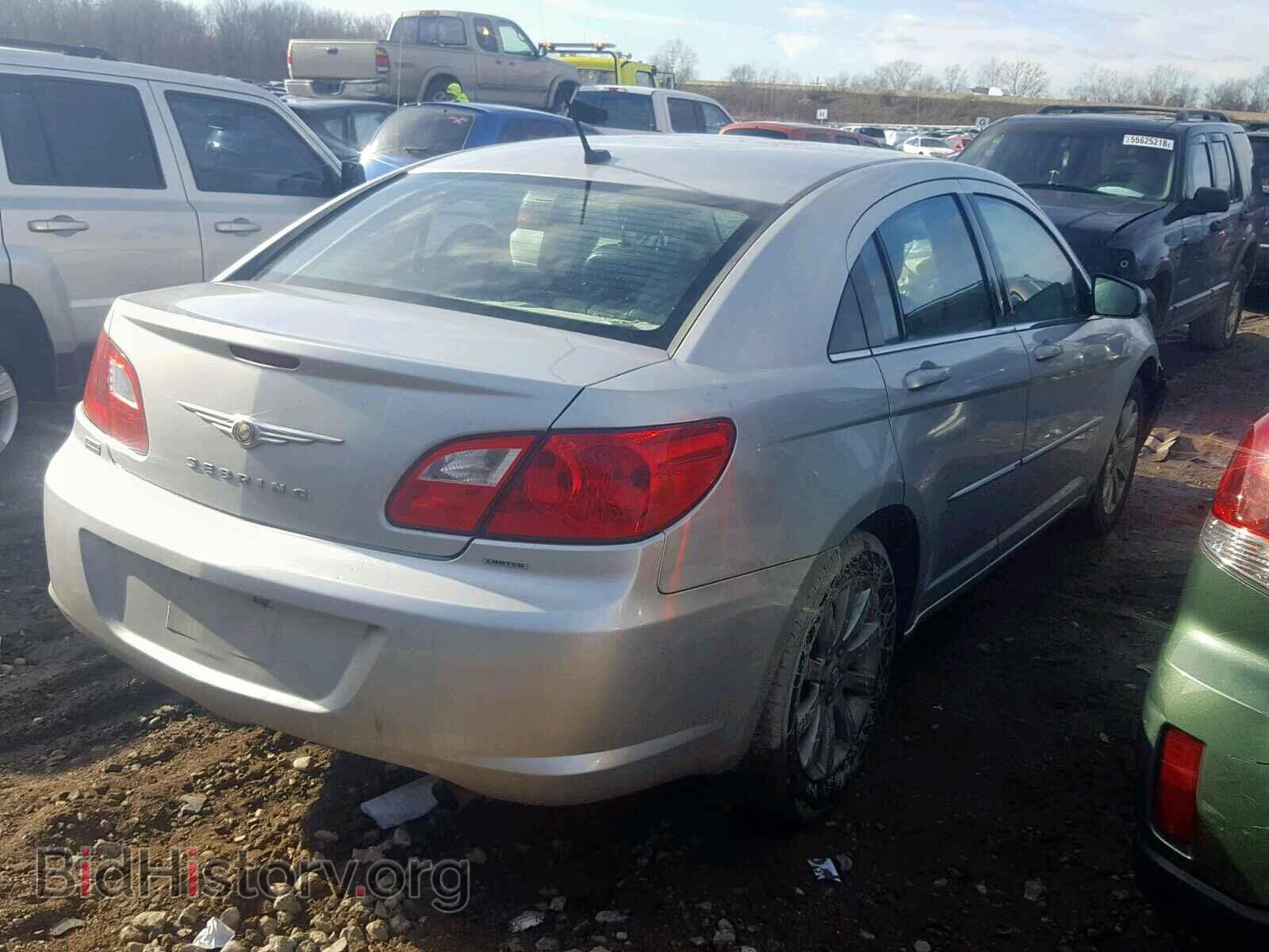 2010 CHRYSLER SEBRING - VIN: 1C3CC5FD2AN194602 - Фото 4