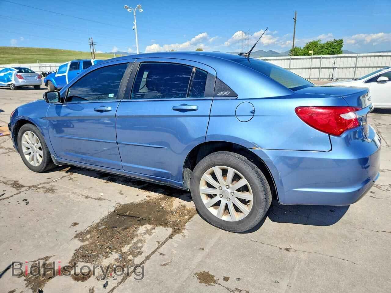 2011 CHRYSLER 200 - VIN: 1C3BC1FG7BN538506 - Фото 2