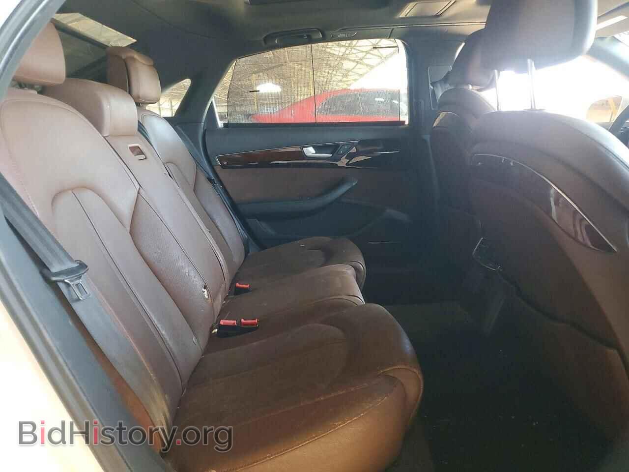 2011 AUDI A8 - VIN: WAURVAFD7BN028177 - Фото 10
