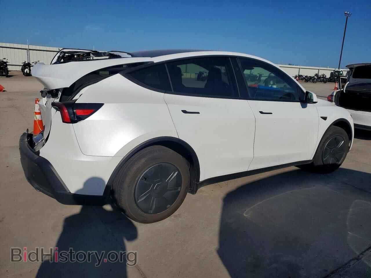 2026 TESLA MODEL Y - VIN: 7SAYGDED9TA596877 - Фото 3