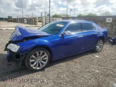 2019 Chrysler 300 Limited, синий — VIN 2C3CCAEG3KH538095, Copart