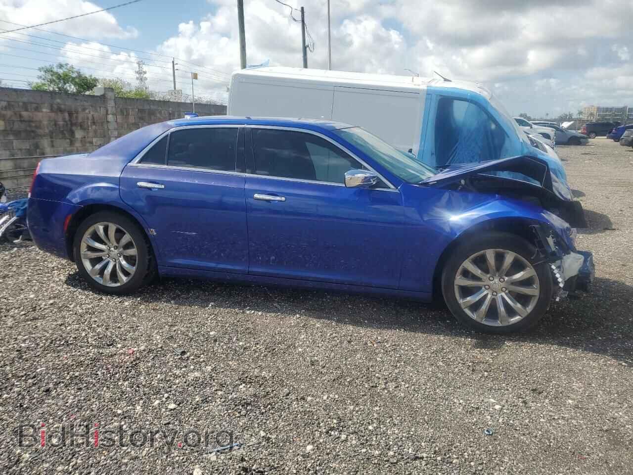 2019 CHRYSLER 300 - VIN: 2C3CCAEG3KH538095 - Фото 4