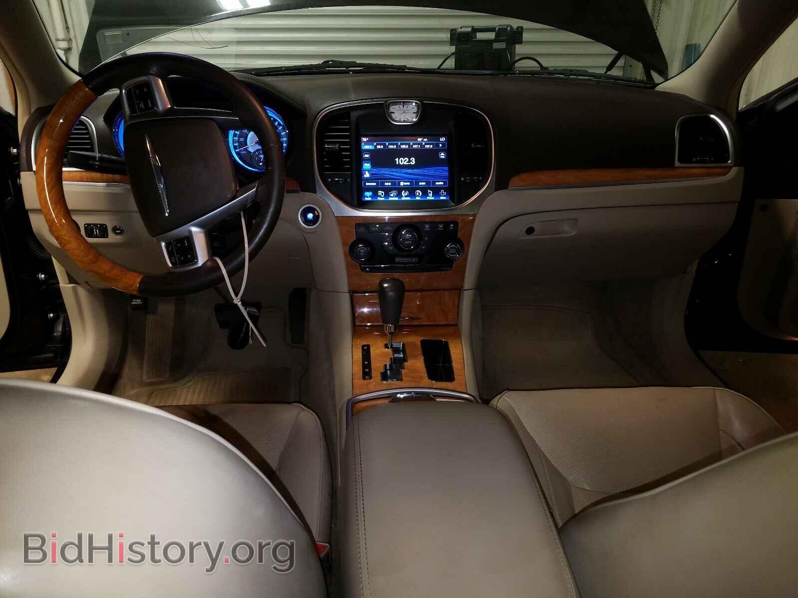 2012 CHRYSLER 300 - VIN: 2C3CCAET4CH109014 - Фото 9