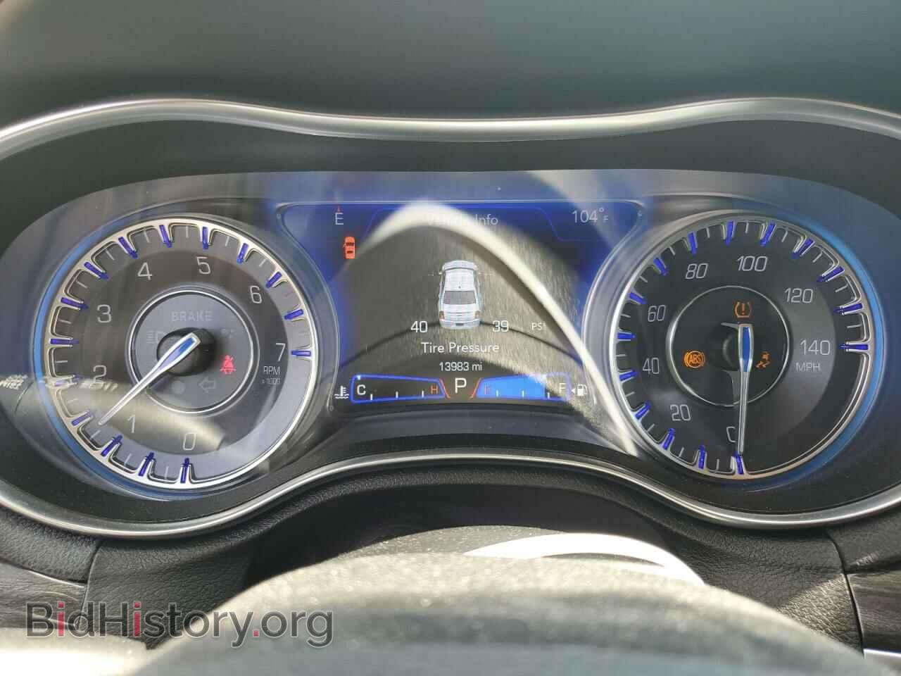 2020 CHRYSLER 300 - VIN: 2C3CCARG7LH142098 - Фото 9
