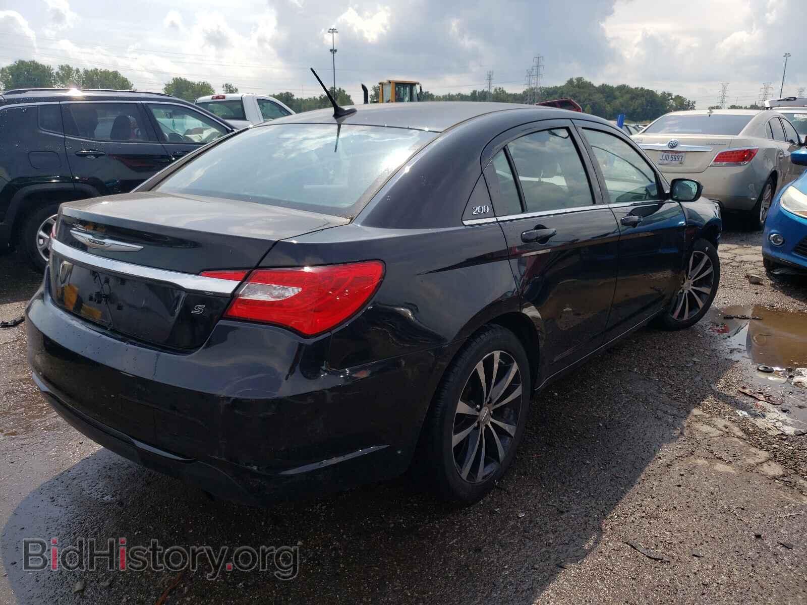2013 CHRYSLER 200 - VIN: 1C3CCBBB0DN546406 - Фото 4