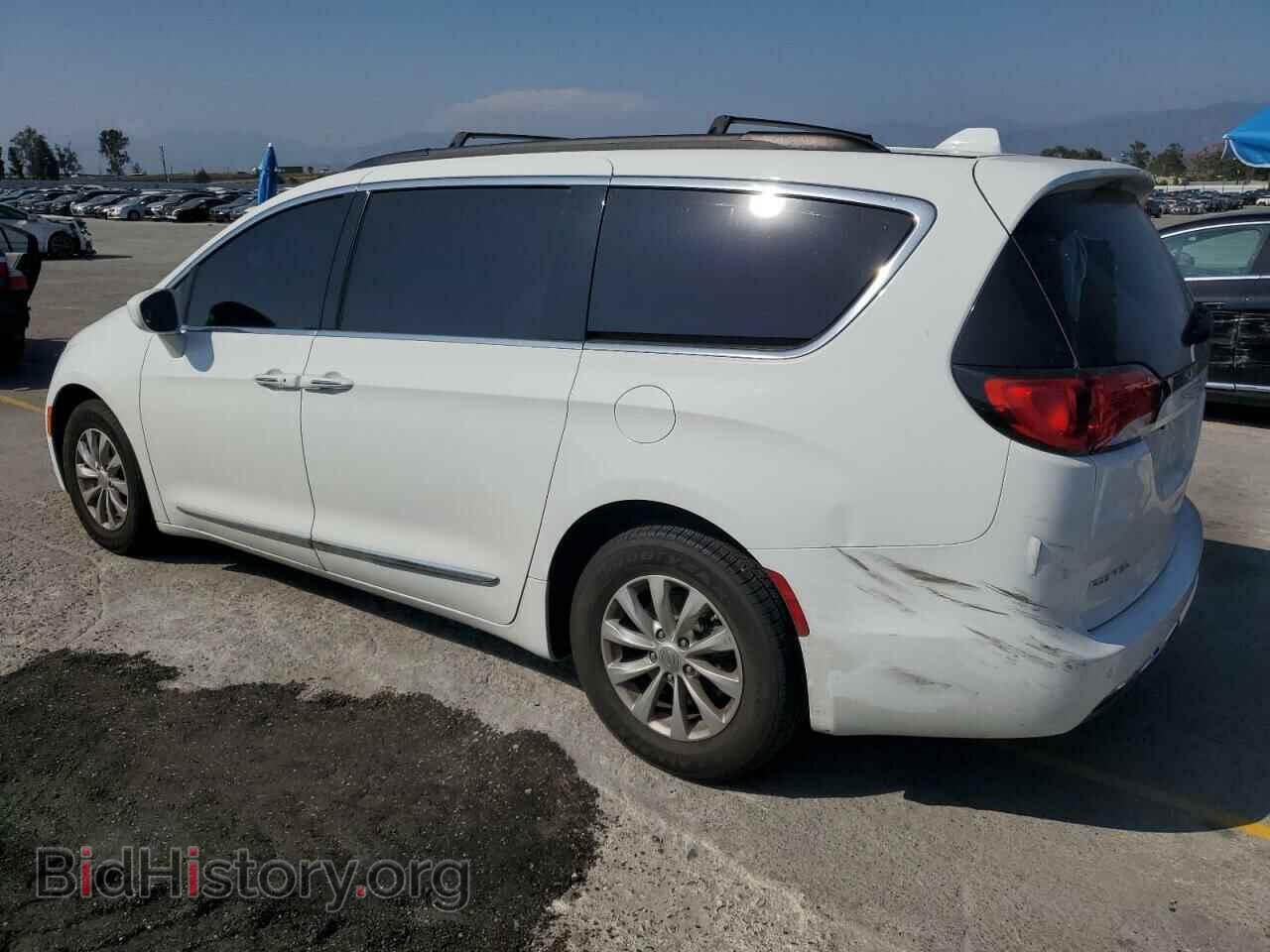 2017 CHRYSLER PACIFICA - VIN: 2C4RC1BG8HR642191 - Photo 2