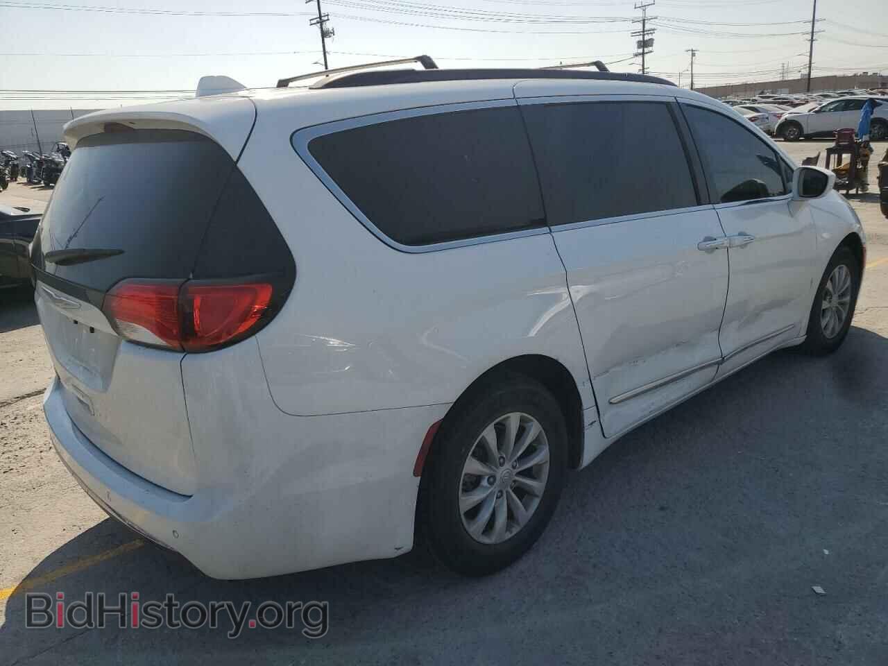 2017 CHRYSLER PACIFICA - VIN: 2C4RC1BG8HR642191 - Photo 3