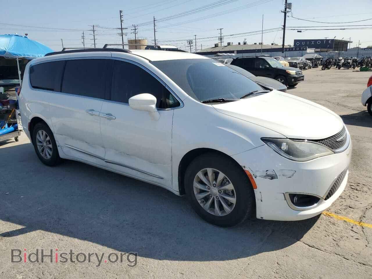 2017 CHRYSLER PACIFICA - VIN: 2C4RC1BG8HR642191 - Photo 4