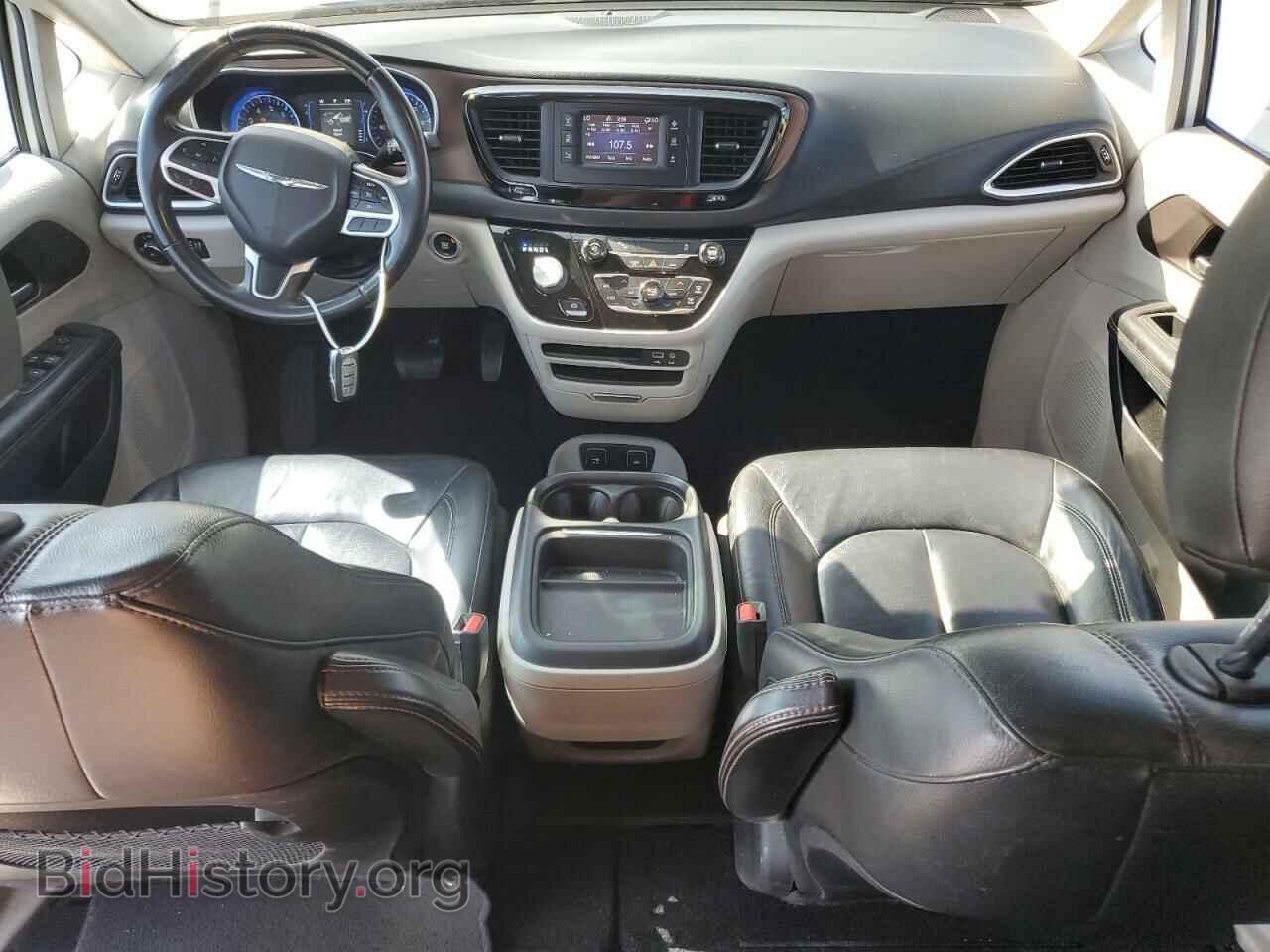 2017 CHRYSLER PACIFICA - VIN: 2C4RC1BG8HR642191 - Photo 8