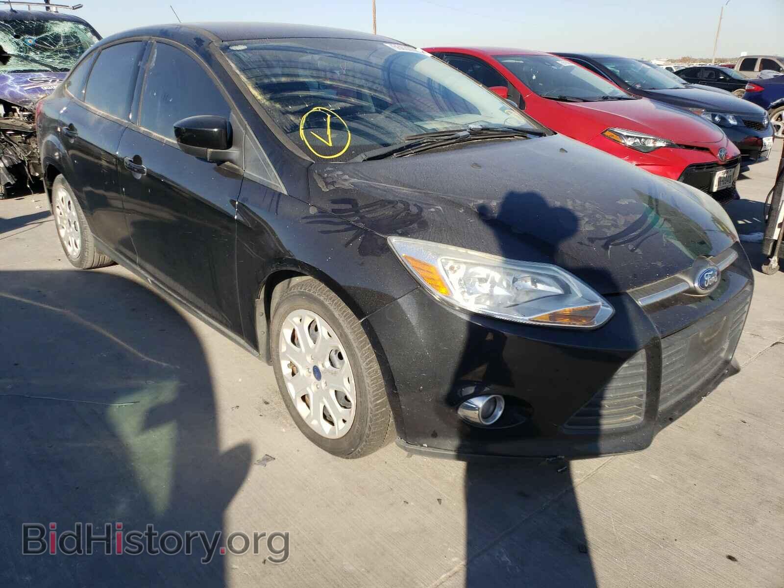 Photo 1FAHP3F21CL469678 - FORD FOCUS 2012