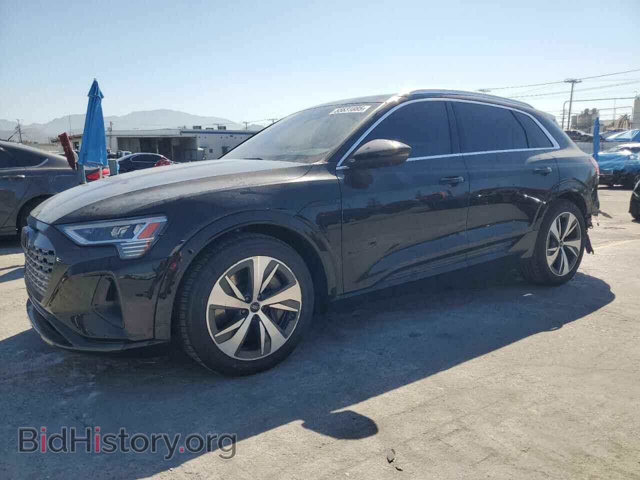 Фотография WA15AAGE2RB034544 - AUDI Q8 E-TRON 2024