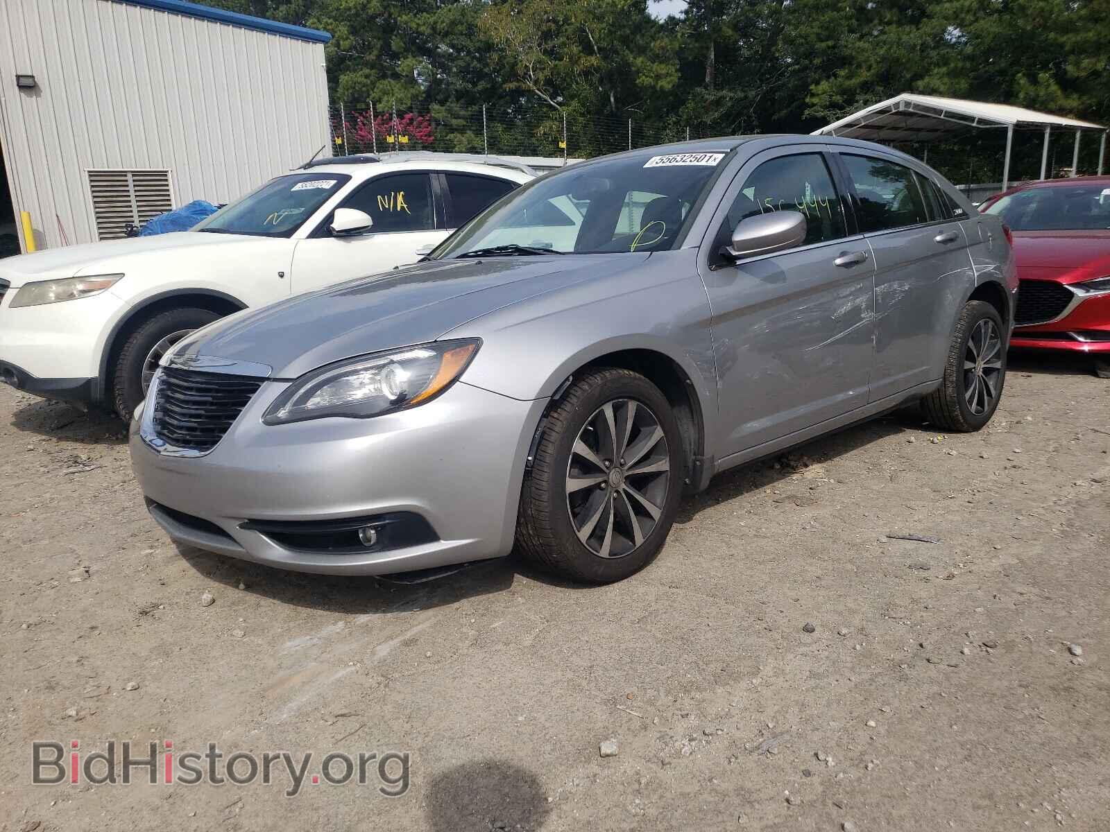 2013 CHRYSLER 200 - VIN: 1C3CCBBB7DN655297 - Фото 2