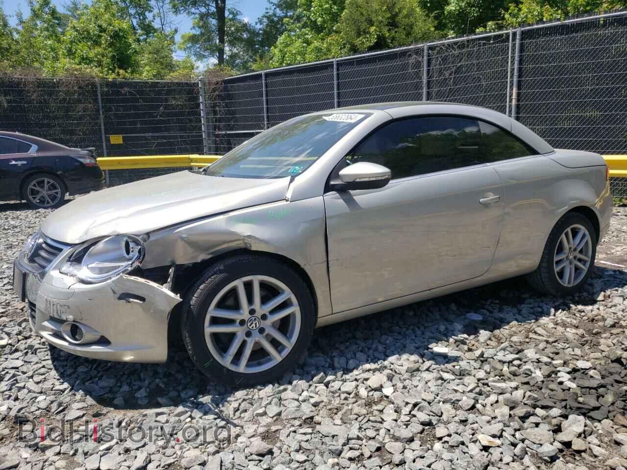 Photo WVWFA71F49V021727 - VOLKSWAGEN EOS 2009