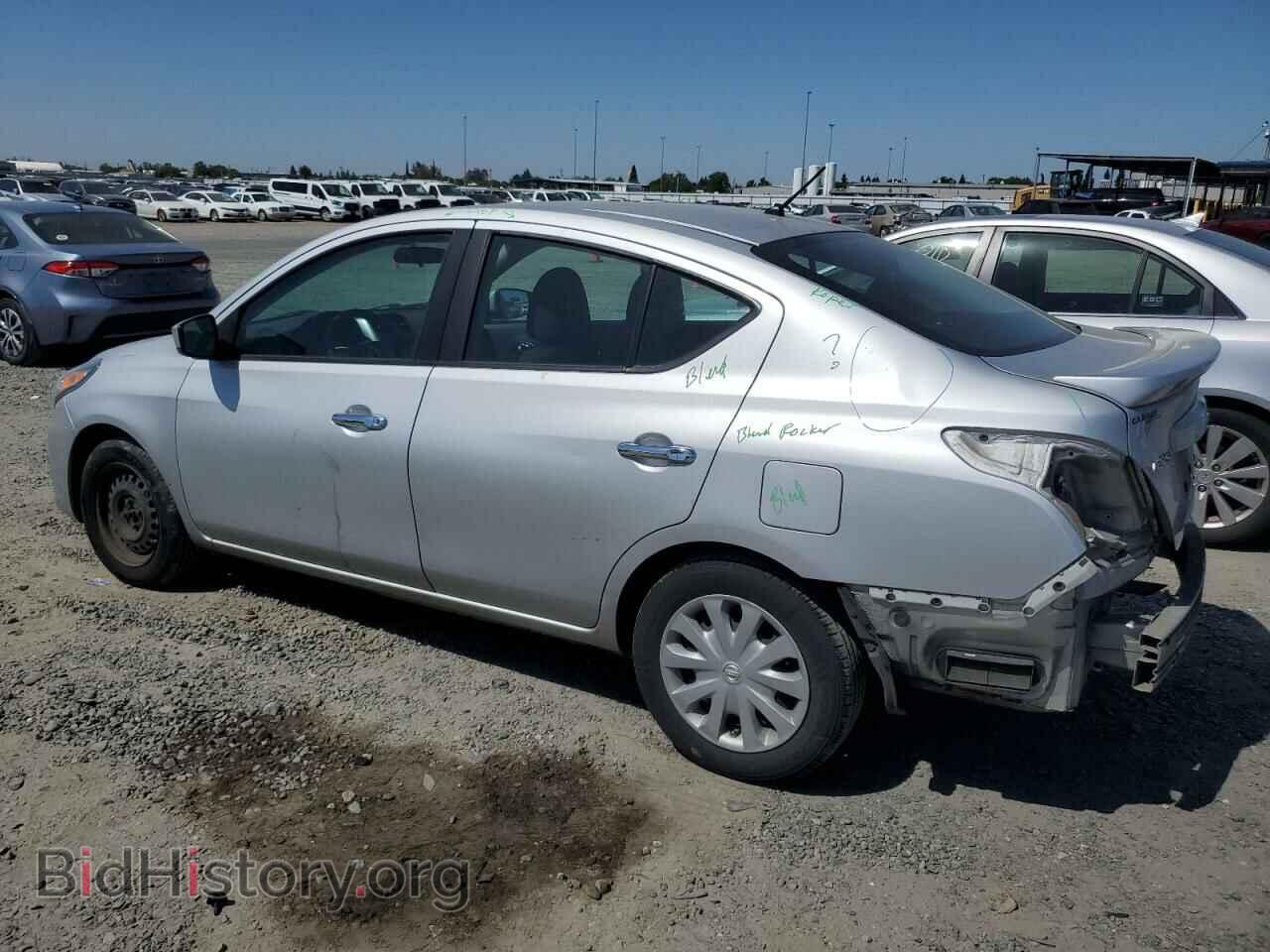 2016 NISSAN VERSA - VIN: 3N1CN7AP7GL830879 - Фото 2