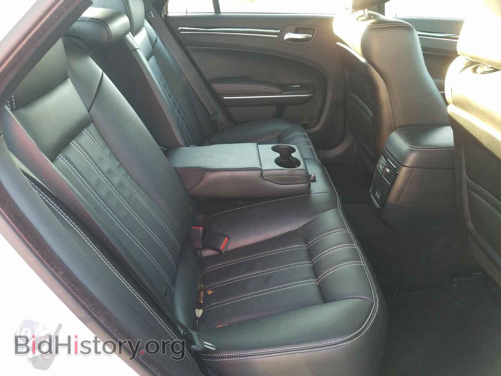 2020 CHRYSLER 300 - VIN: 2C3CCABG7LH131404 - Фото 6