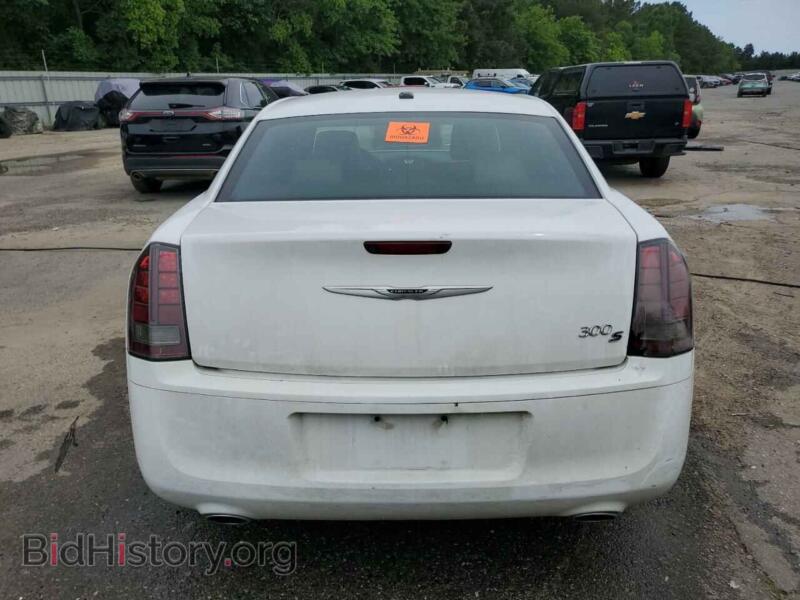 2014 Chrysler 300 (VIN 2C3CCABG3EH352114) — фото 6 из 13