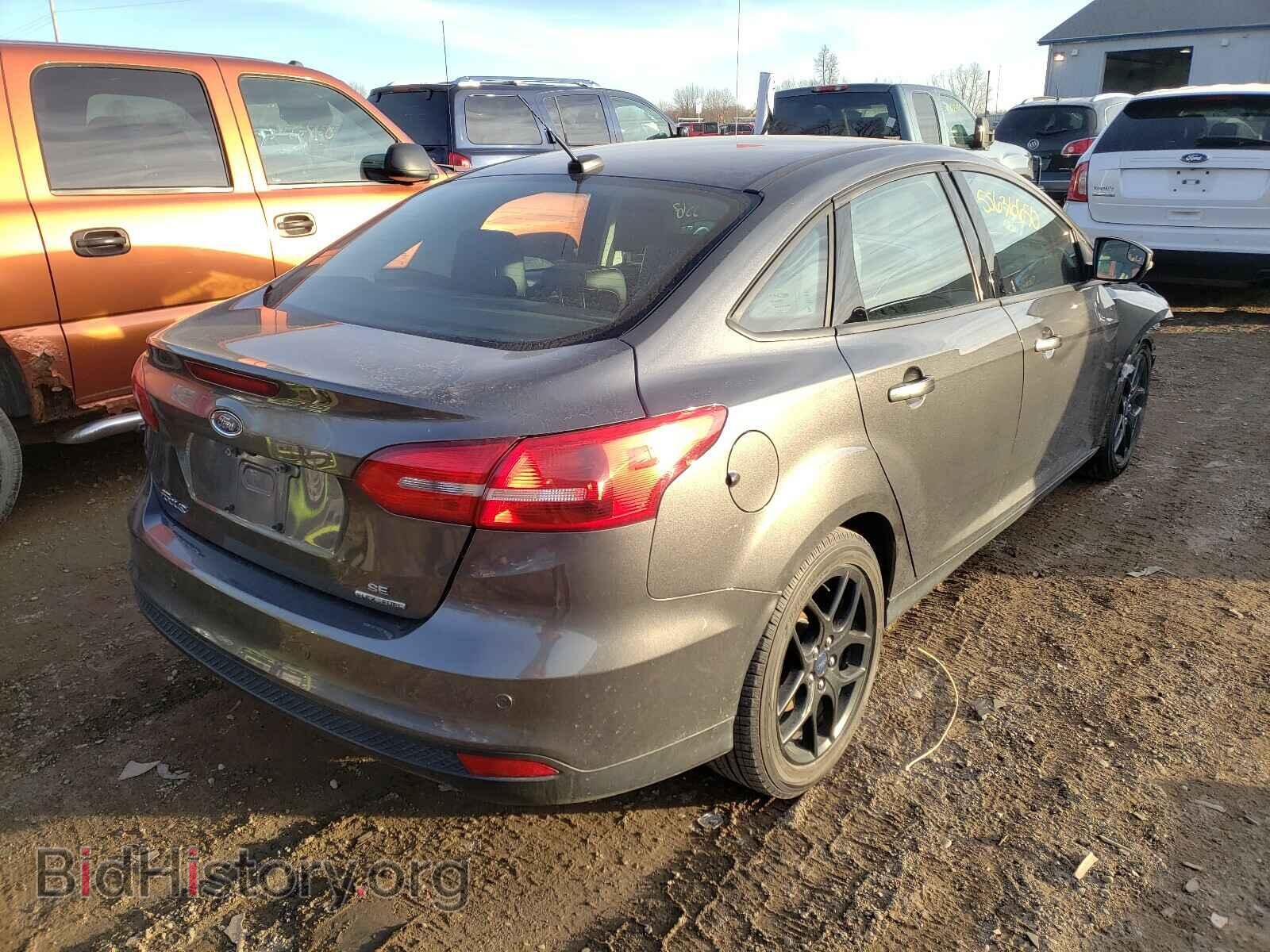 2016 FORD FOCUS - VIN: 1FADP3F2XGL359636 - Photo 4