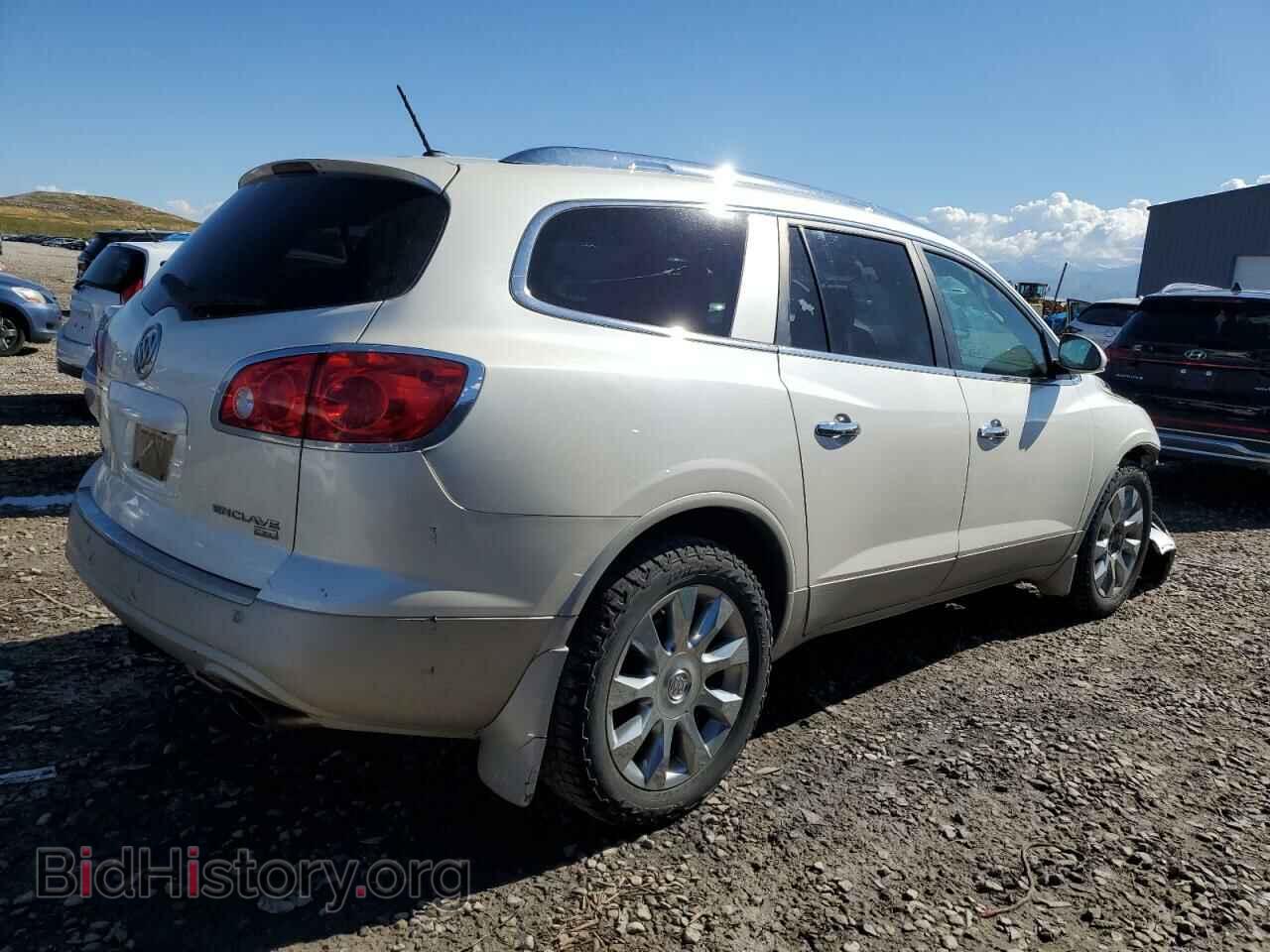 2011 BUICK ENCLAVE - VIN: 5GAKVCED8BJ245294 - Фото 3