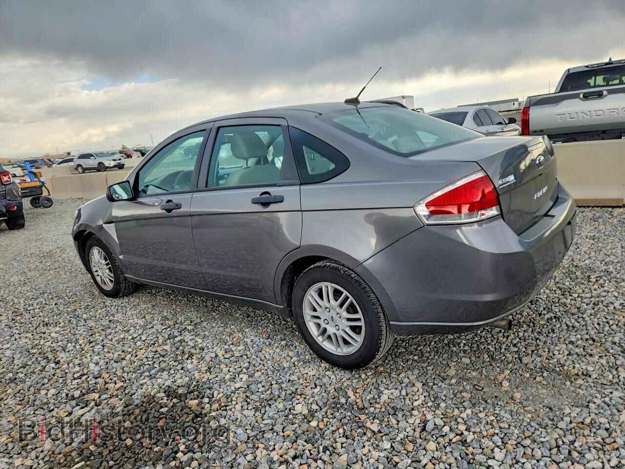 2010 FORD FOCUS - VIN: 1FAHP3FN1AW256364 - Фото 2