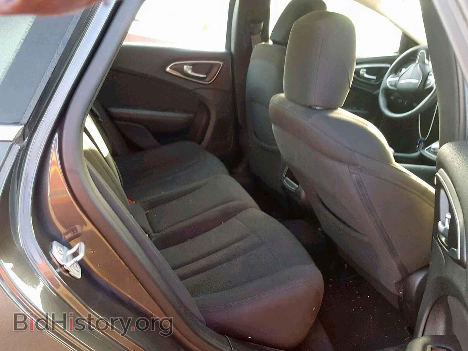 2015 CHRYSLER 200 - VIN: 1C3CCCAB7FN689041 - Фото 6