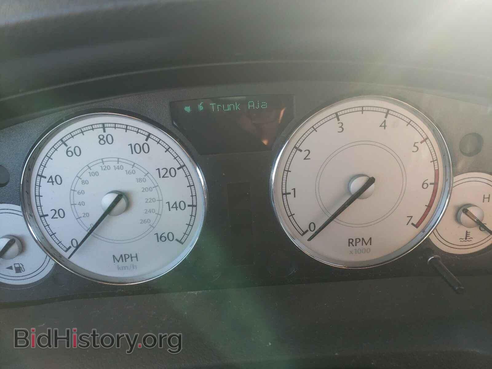 2006 CHRYSLER 300 - VIN: 2C3LK63H96H104331 - Фото 8