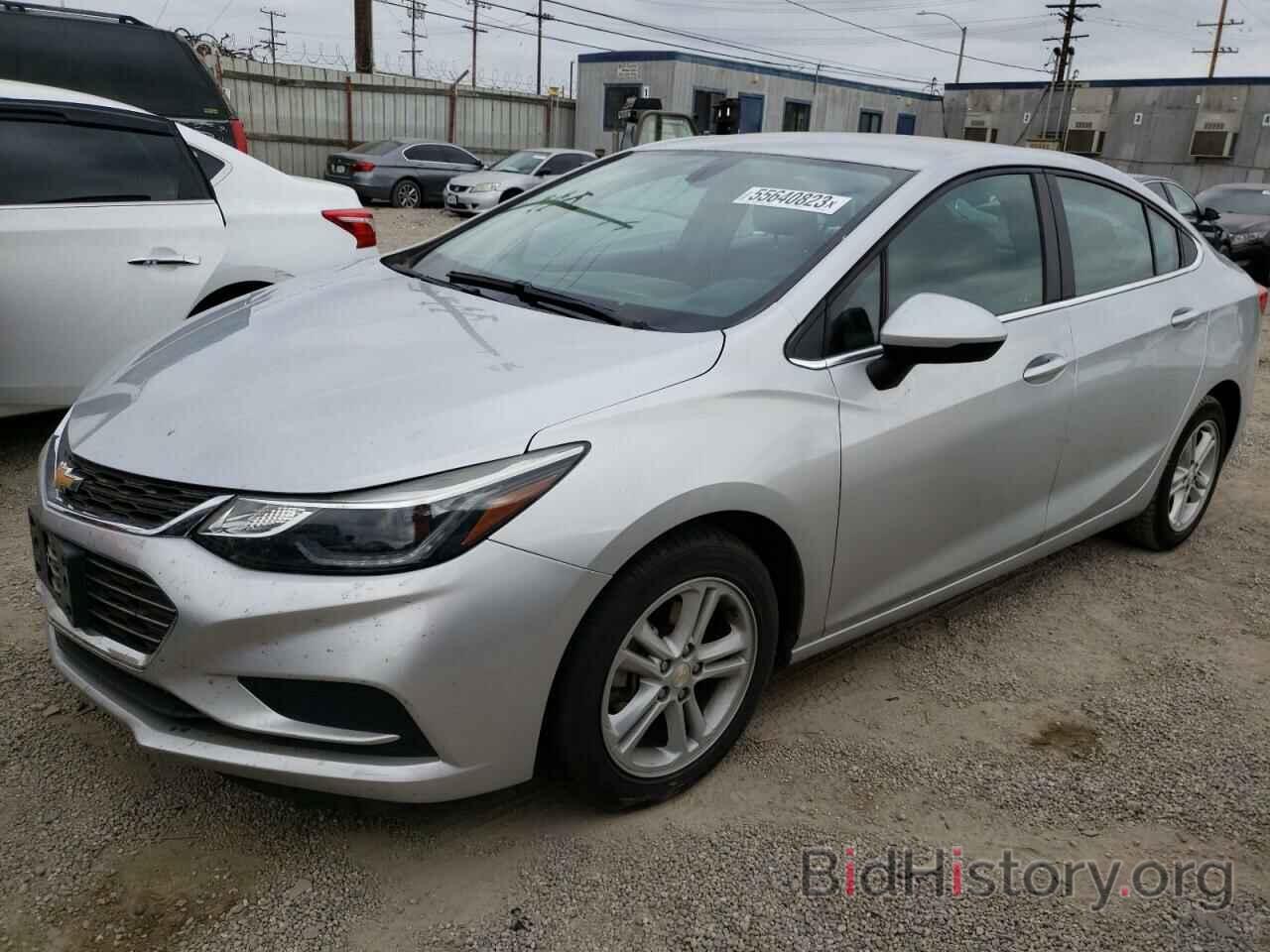 Photo 1G1BE5SM0J7138128 - CHEVROLET CRUZE 2018