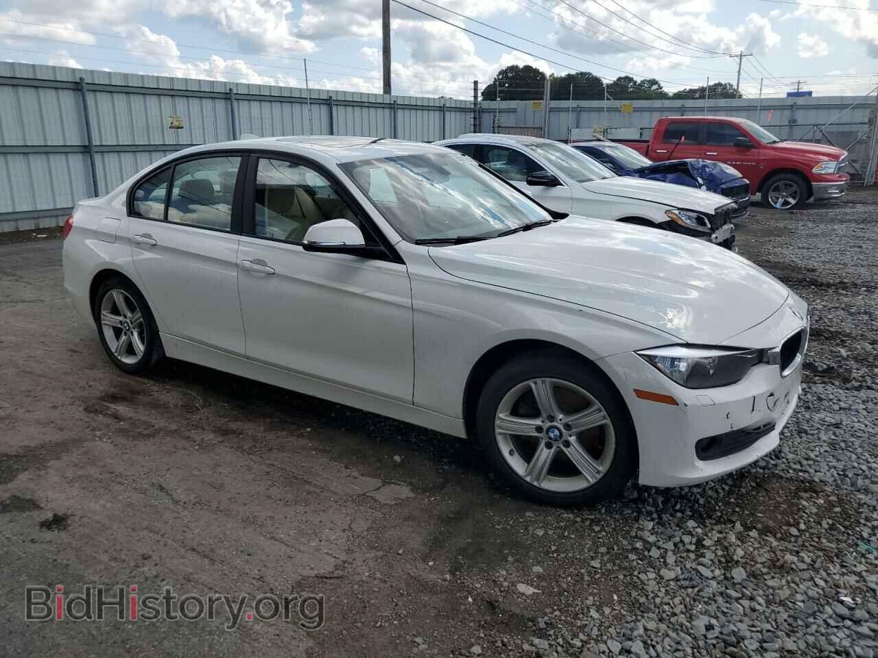 2013 BMW 3 SERIES - VIN: WBA3A5C54DF355378 - Фото 4