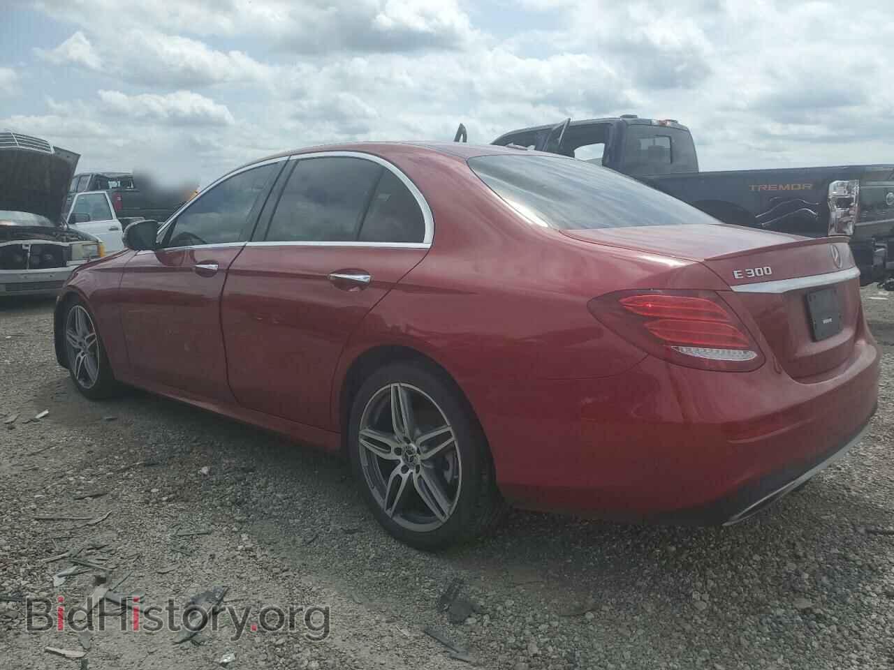 2018 MERCEDES-BENZ E-CLASS - VIN: WDDZF4JB3JA367148 - Фото 2
