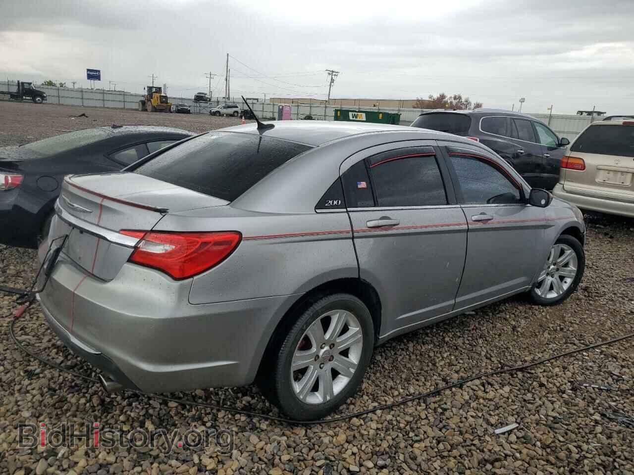 2013 CHRYSLER 200 - VIN: 1C3CCBBB0DN695530 - Фото 3