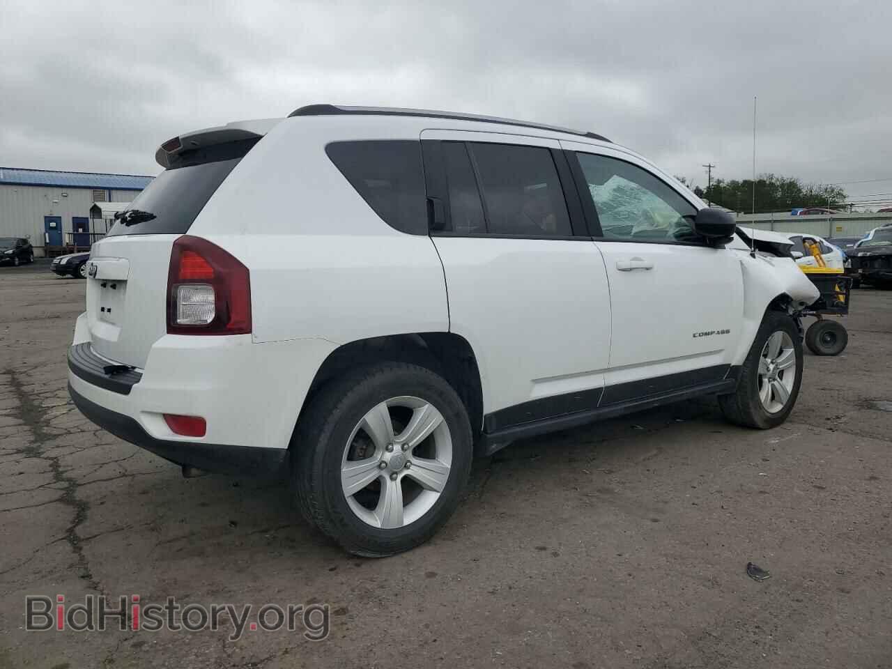 2016 JEEP COMPASS - VIN: 1C4NJDBB3GD647519 - Фото 3