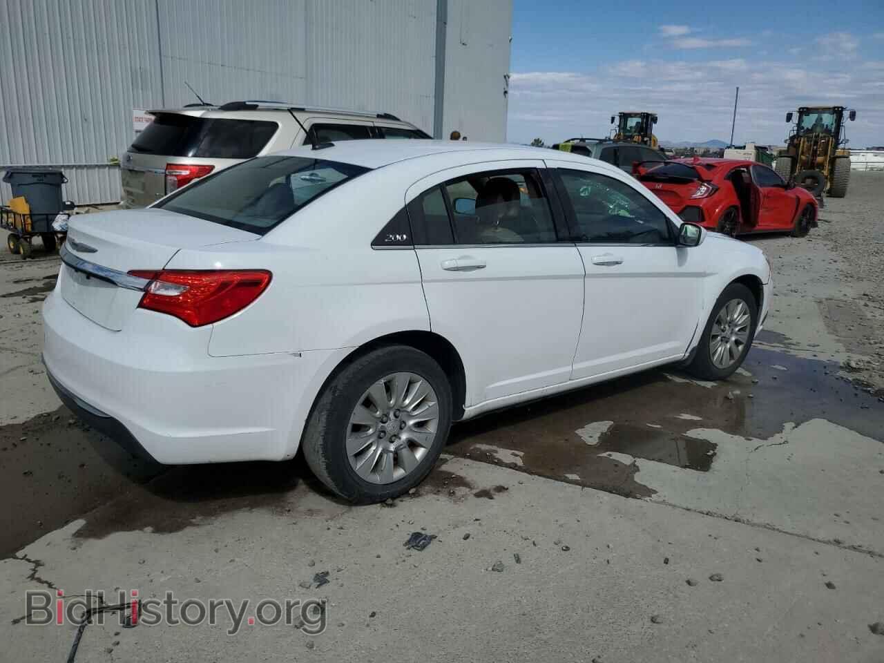 2012 CHRYSLER 200 - VIN: 1C3CCBAB0CN272091 - Фото 3